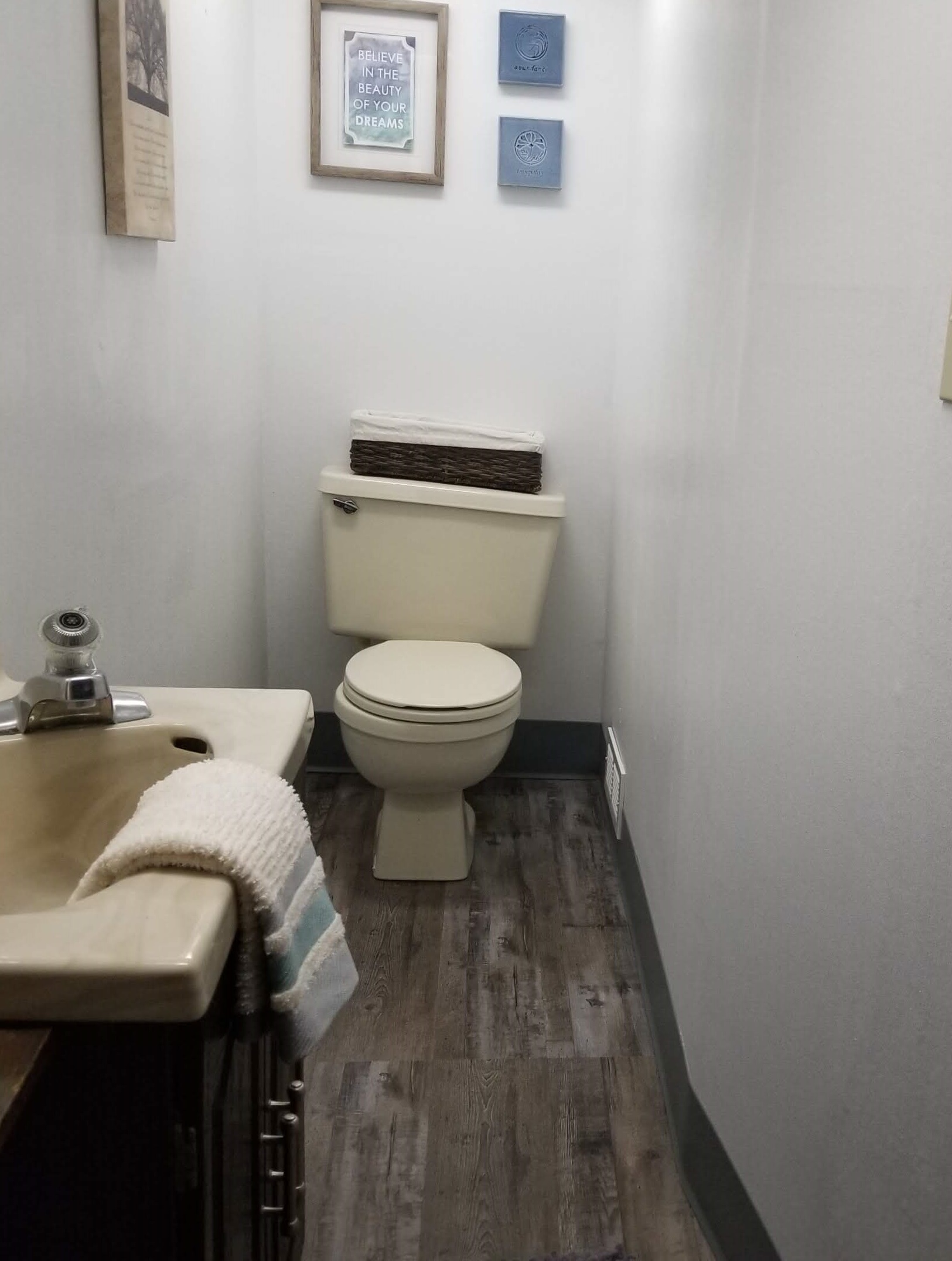 marian bathroom floor